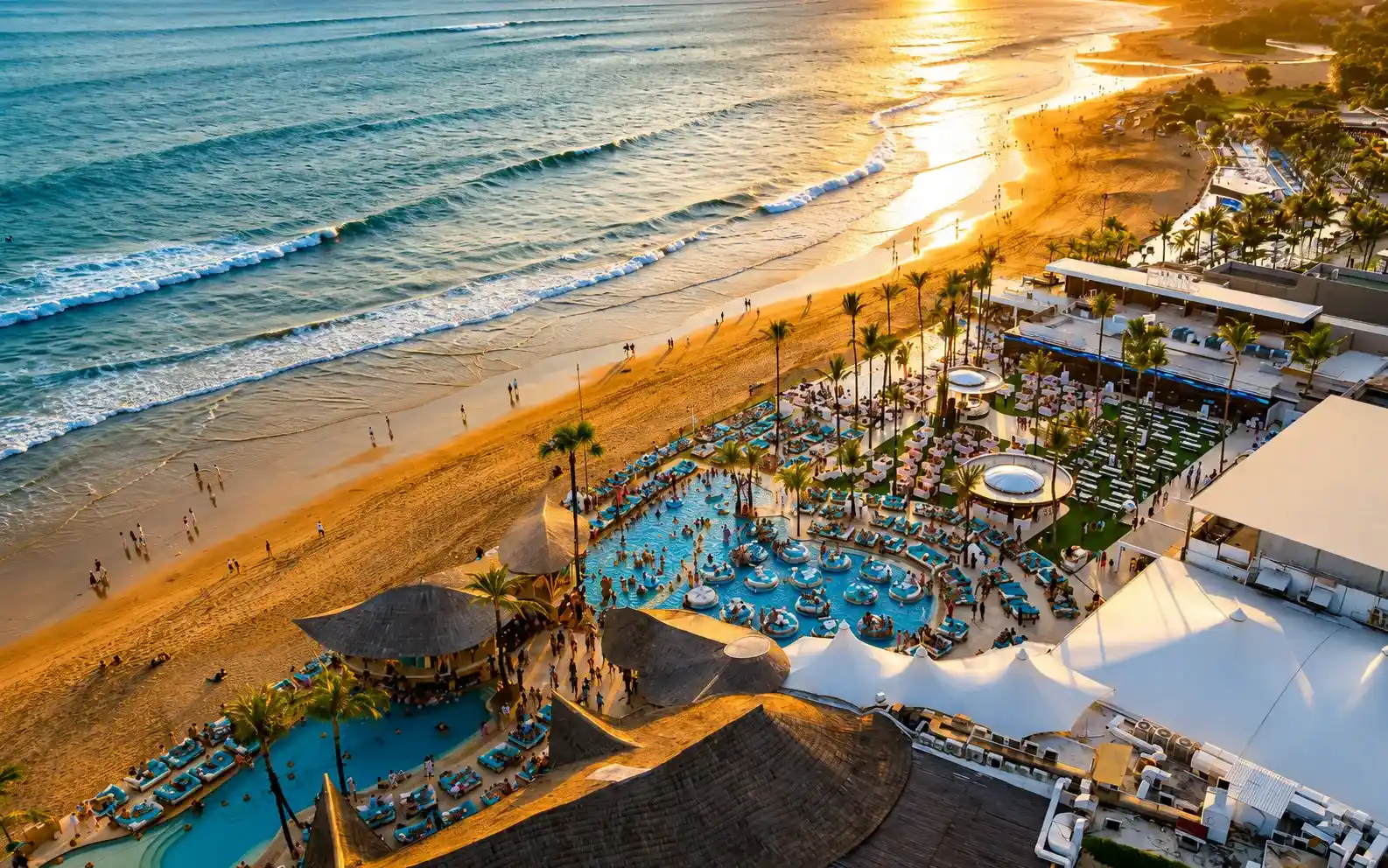 Finns Beach Club and Atlas Beach Fest near Berawa Beach